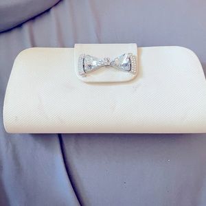 White sparkle evening bag/clutch with silver rhinestone embellishment